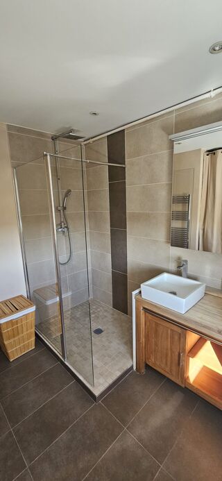  Appartement à louer 3 pièces 70 m²