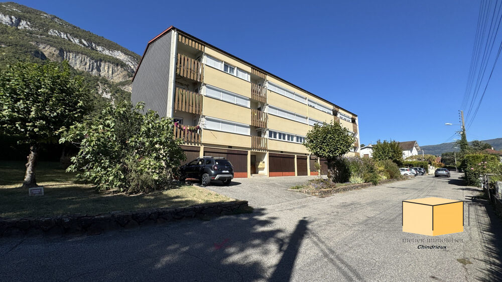 Appartement 5 pièces à rénover avec garage et cave à Culoz