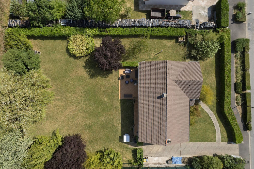 Maison individuelle sur terrain clos de 1500 m²