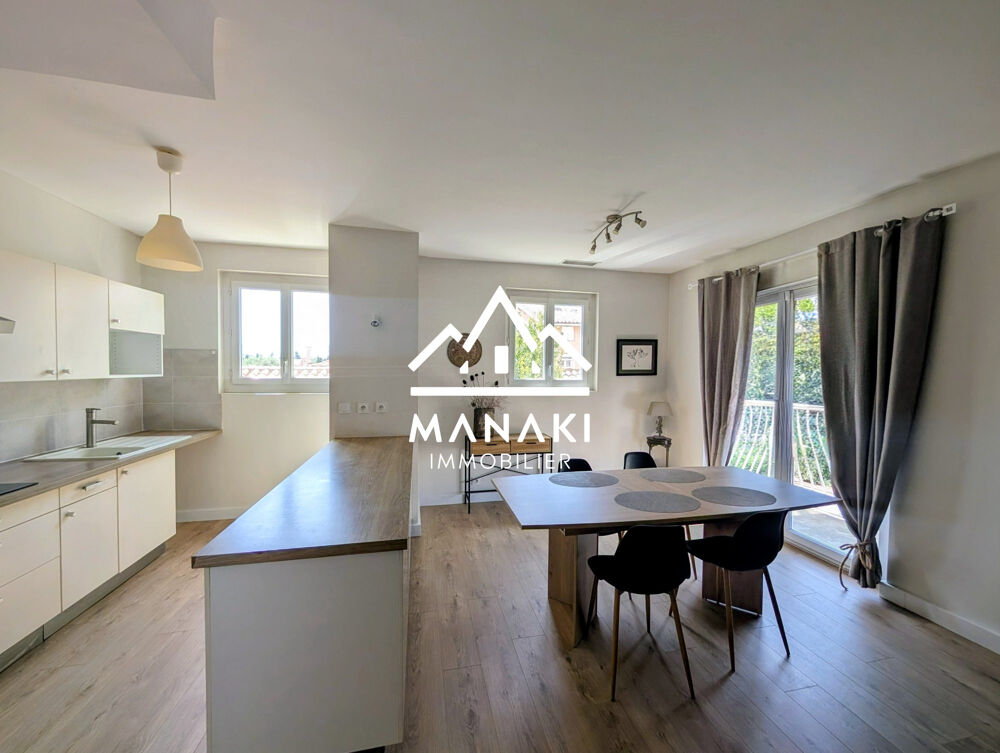 MAISON TRADITIONNELLE DE 136 M² ENTIEREMENT RÉNOVÉE AVEC 2 AP
