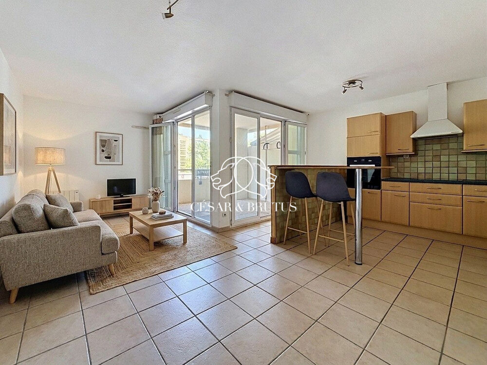 EXCLUSIVITÉ - T2 - BALCON - GARAGE - OULLINS-PIERRE-BENITE