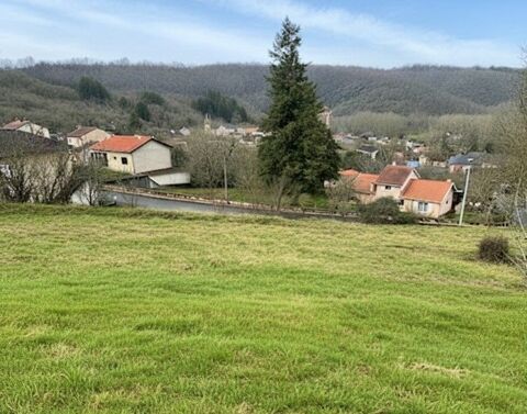 terrain constructible – Vue imprenable sur le village et la v 26000 12200 Monteils