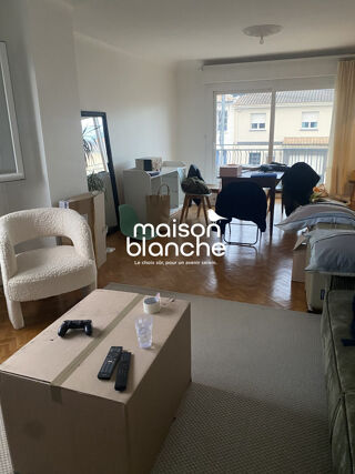  Appartement � louer 4 pi�ces 114 m�