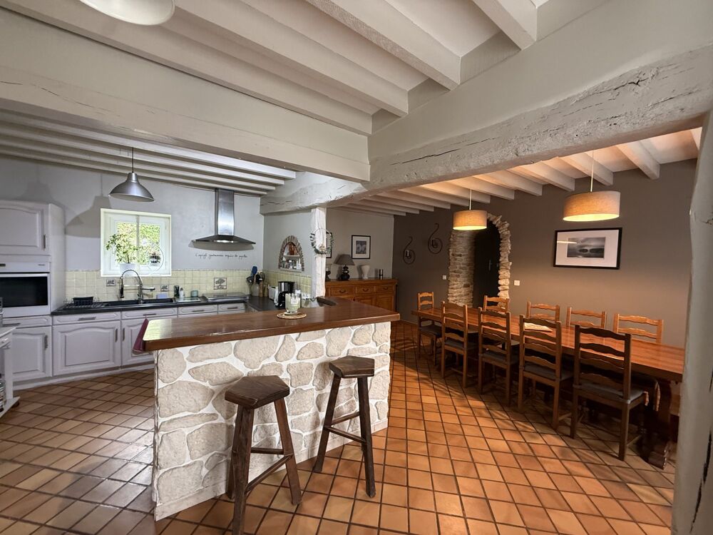 MAISON EN PIERRE T7