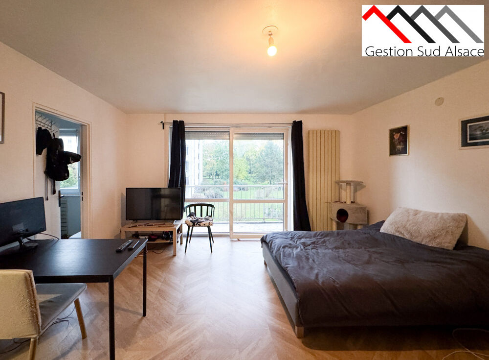 T1 non meublé, garage privatif, balcon & cave