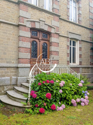  Maison � vendre 9 pi�ces 220 m�