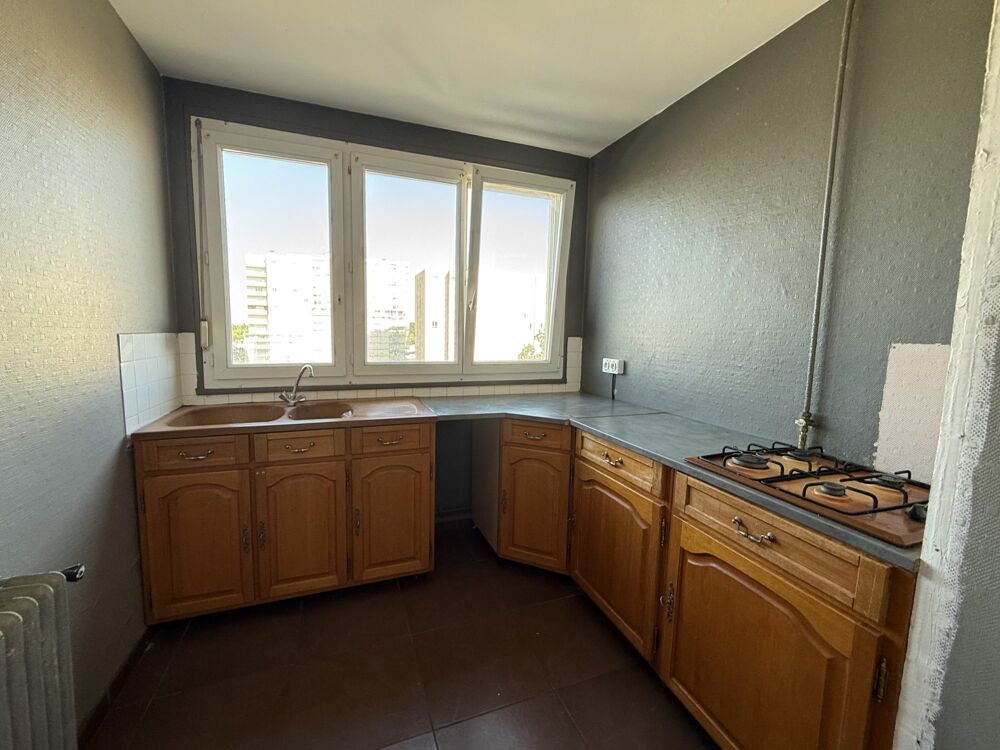 Vente Appartement T5 à rénover avec parking proche fac Orléans