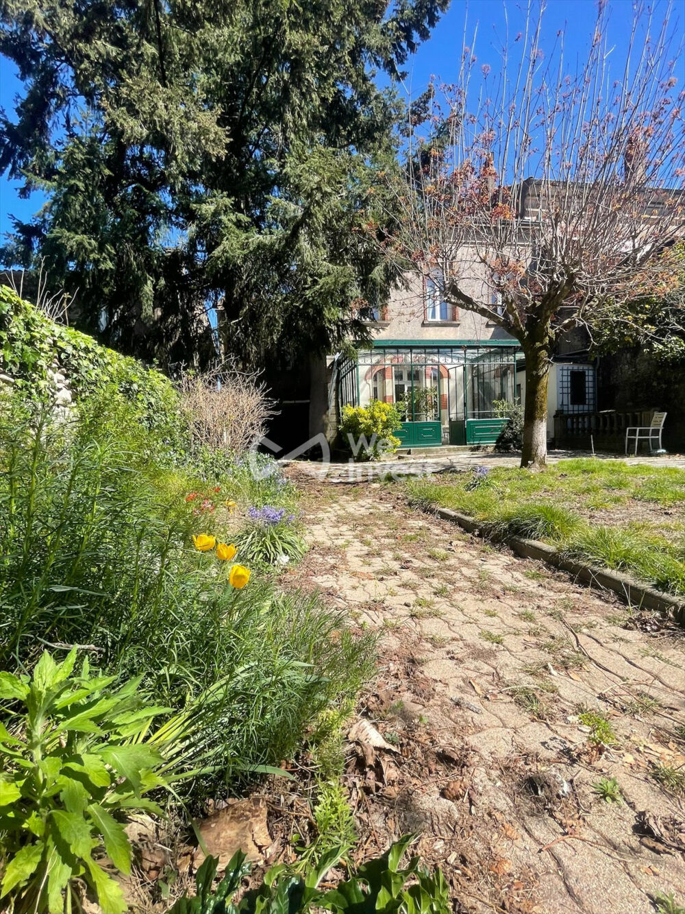 Charmante maison avec jardin et garage