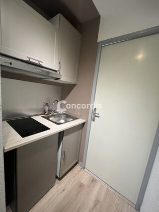  Appartement à louer 1 pièce 17 m²