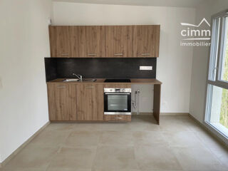  Appartement � louer 4 pi�ces 81 m�