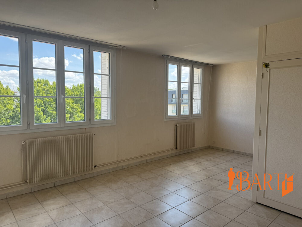 Appartement 2 pièces 54 m² · à Bourges · 54 m² · 71 000 €