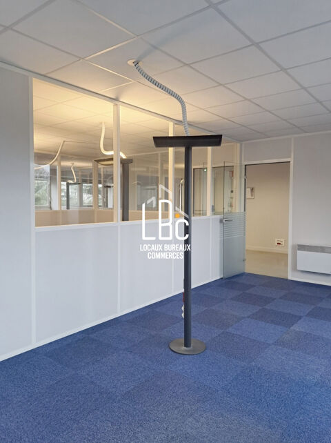   Nantes Eraudière - À louer bureaux d'environ 130 m² 