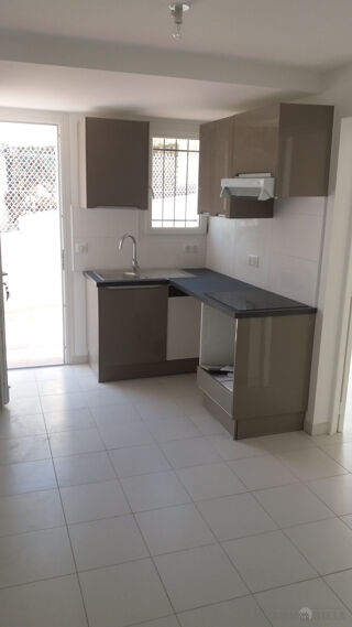  Appartement à louer 3 pièces 45 m²