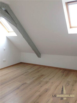  Appartement à louer 3 pièces 61 m²