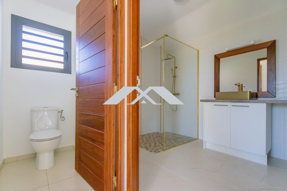 Vente Maison Superbe F4 de standing avec grand terrain et vue Saint-joseph