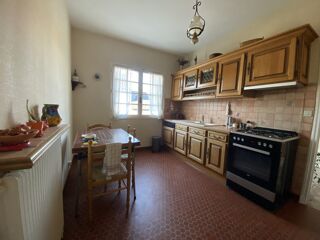  Maison � vendre 15 + pi�ces 220 m�