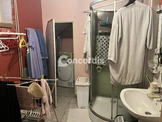  Immeuble à vendre 166 m²