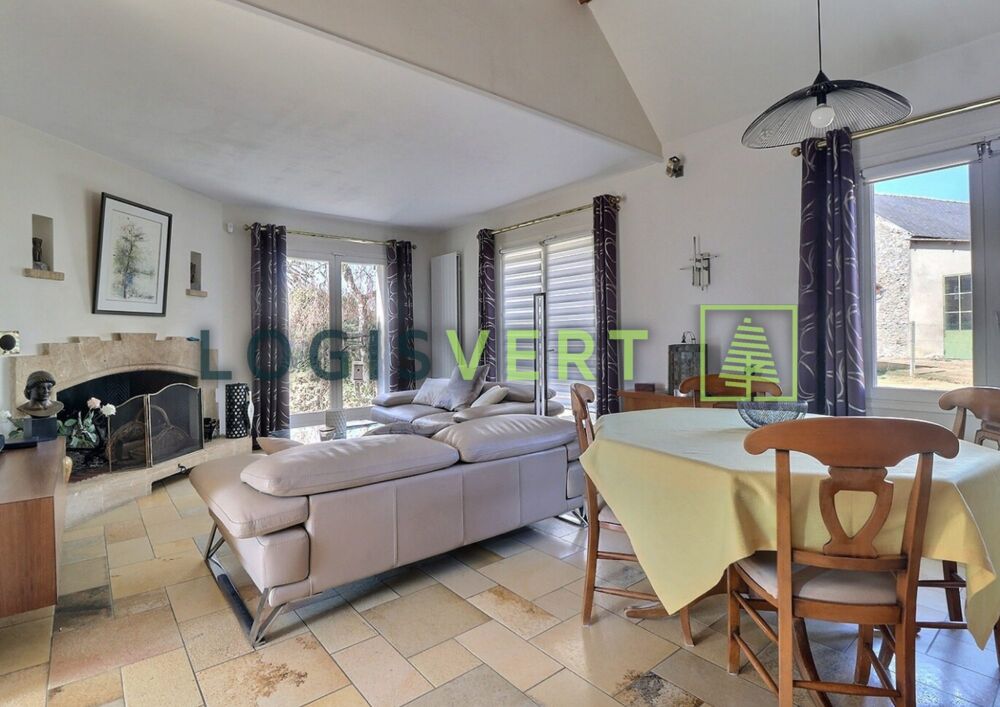 Maison 7 pièces avec dépendance à Pecqueuse