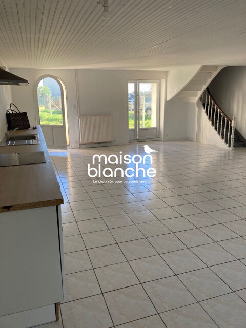   Ensemble immobilier 2 Maisons 7 pièce(s) 200 m2 Maison - 7 pièce(s) - 200 m²