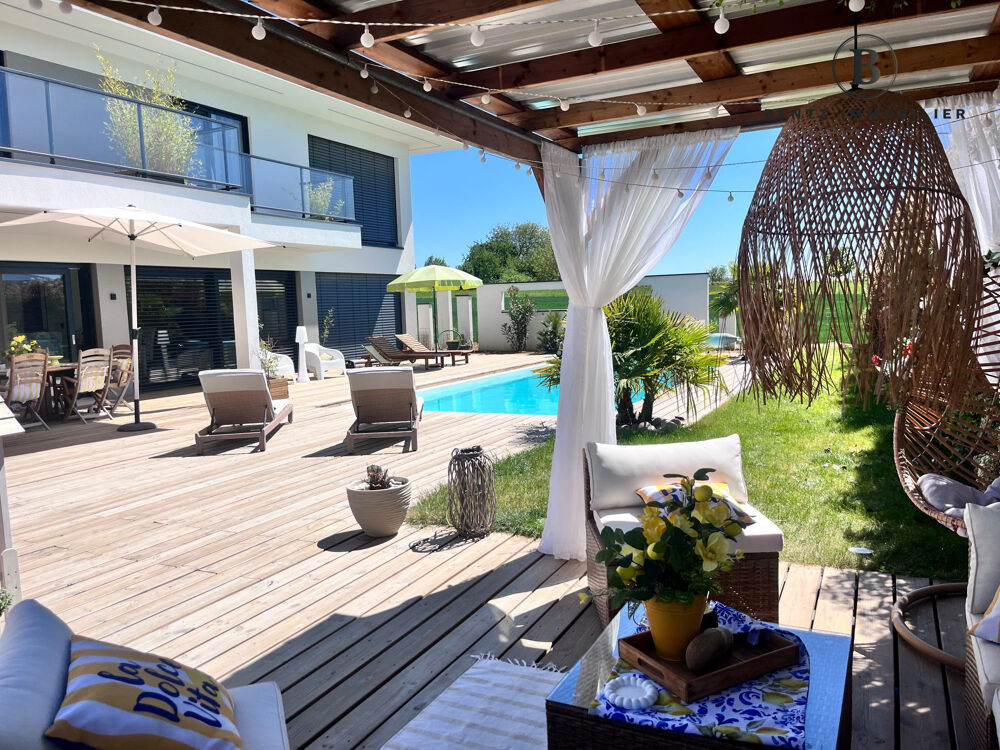 Magnifique Villa contempoiraine 236m² - 6 chambres - Piscine
