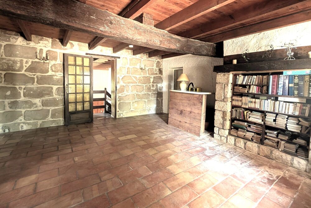 Vente Maison Maison de campagne en pierre avec piscine Lavergne