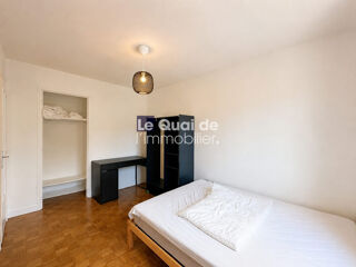  Appartement à louer 5 pièces 85 m²