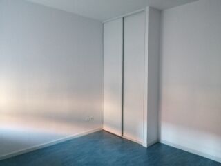  Appartement à louer 2 pièces 49 m²