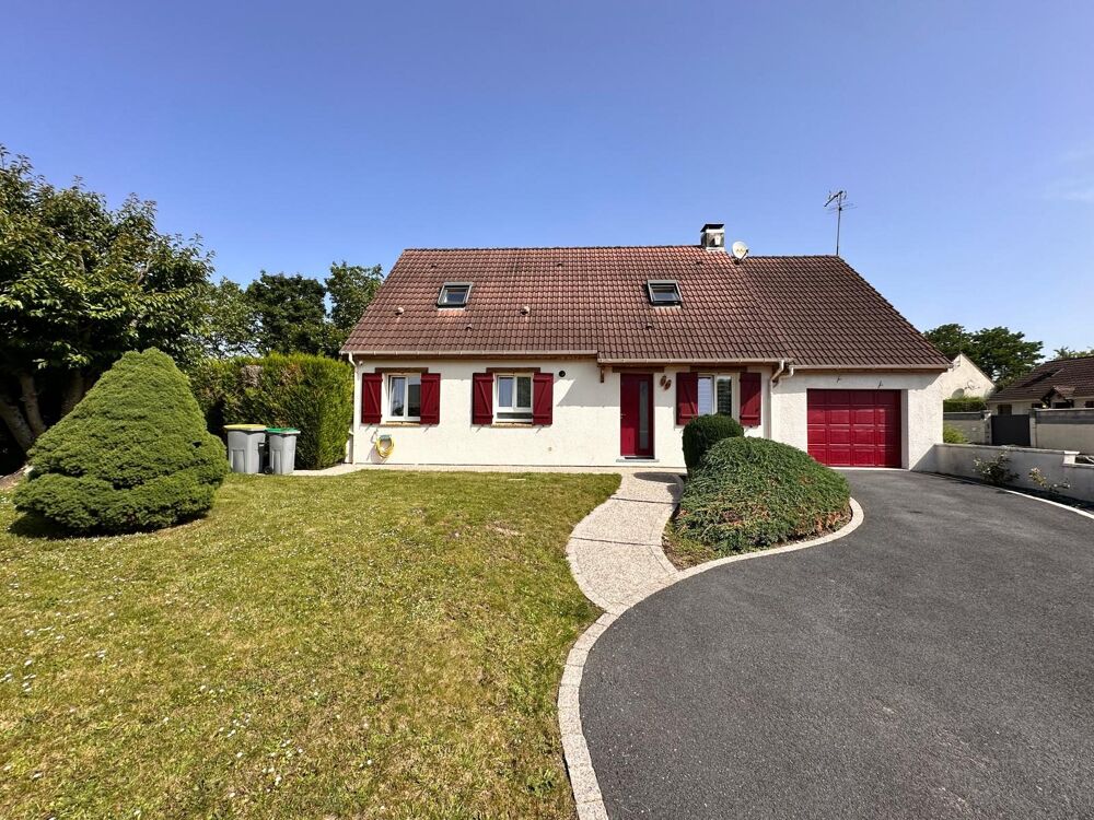 LAIGNEVILLE. Maison 5 pièces de 120 m², sur terrain de 713 m²