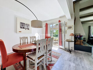  Maison à vendre 6 pièces 205 m²