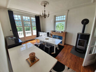  Maison  vendre 9 pices 200 m