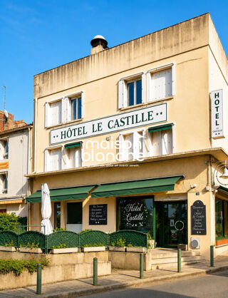  Immeuble � vendre 585 m�