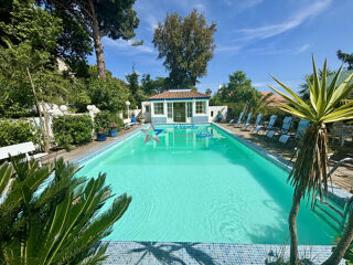  Maison � vendre 8 pi�ces 250 m�