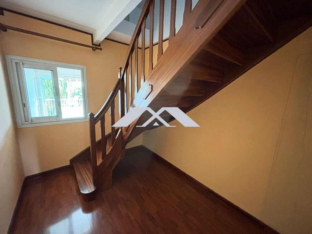 Maison F4