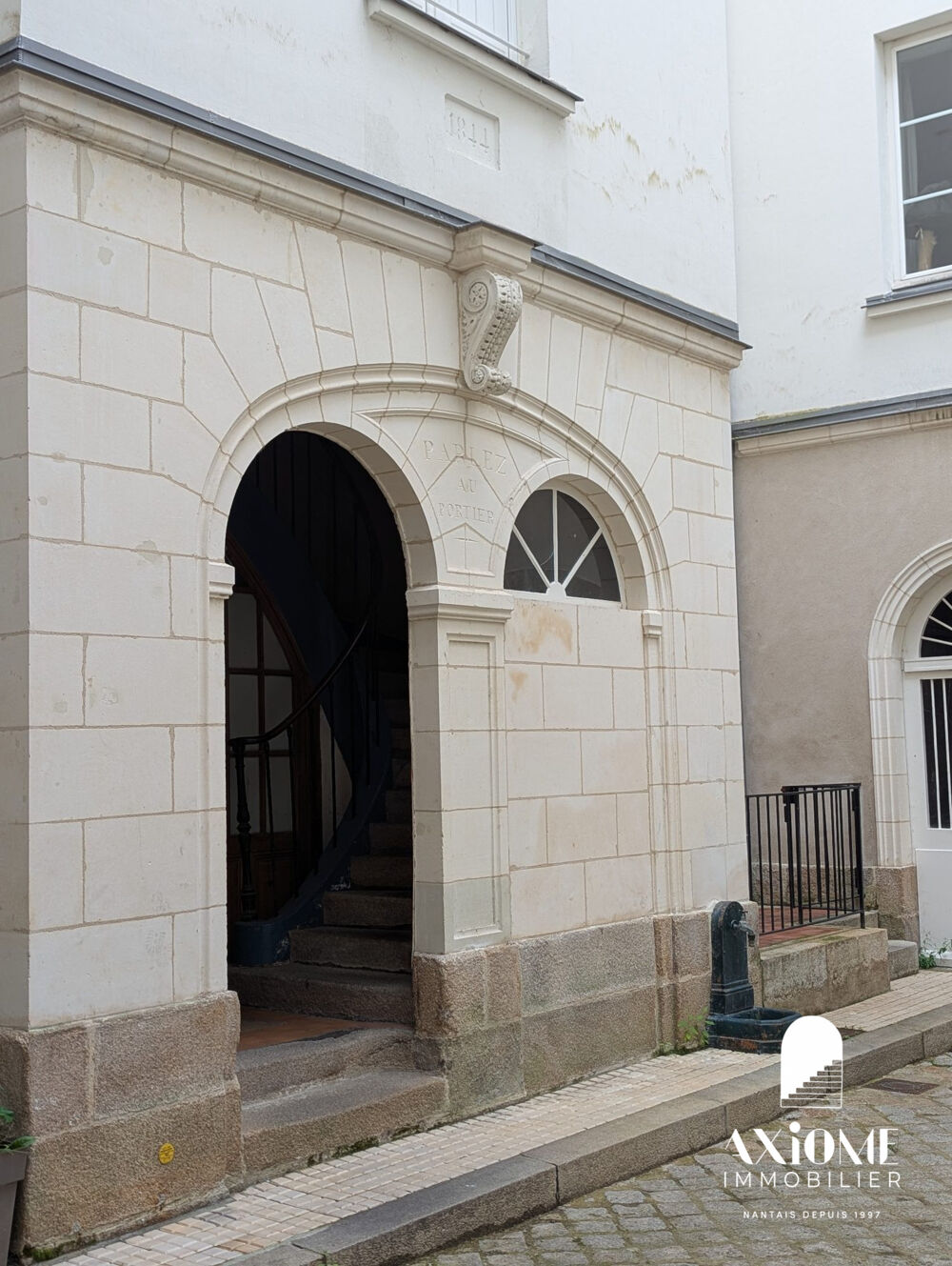 PLACE DE LA BOURSE - Type 3 de 67m²