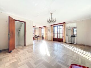  Maison � vendre 10 pi�ces 233 m�