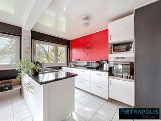  Appartement  vendre 4 pices 80 m