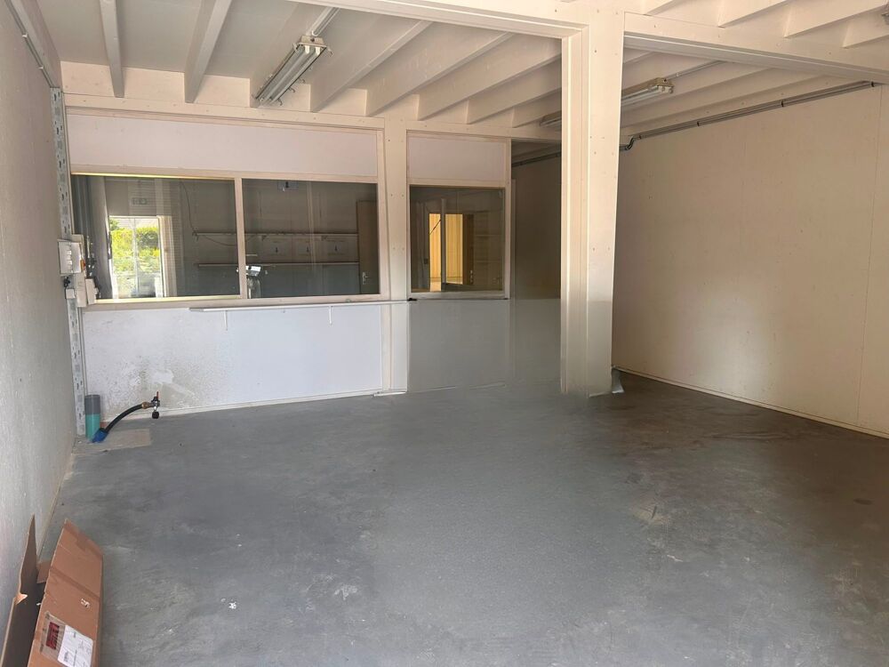   ENTREPOT AVEC BUREAUX (27) La saussaye