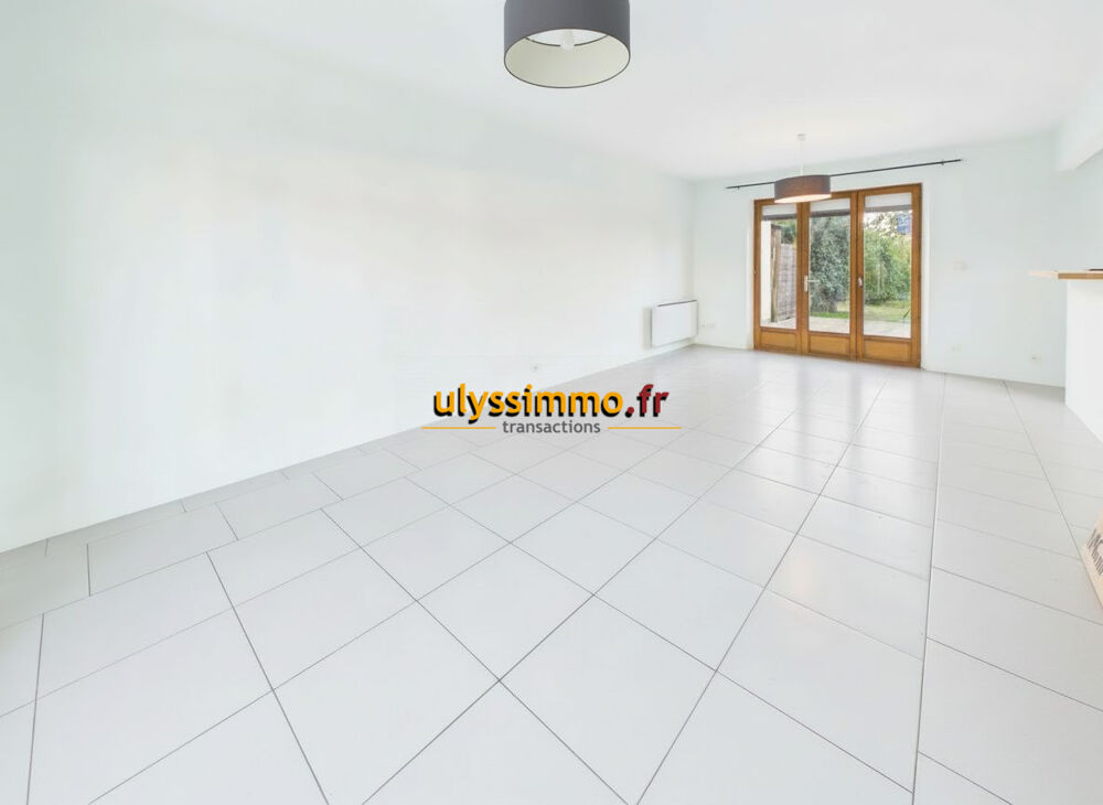 Vente Maison maison de trois chambres avec garage terrasse et jardin Méharicourt