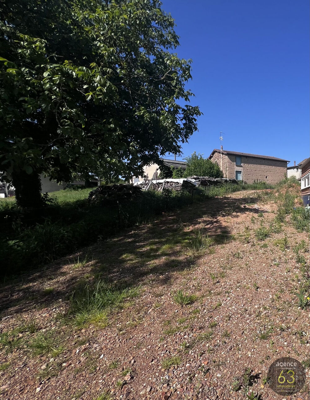 Vente Terrain Terrain constructible et viabilisé au calme avec permis accept? Sermentizon