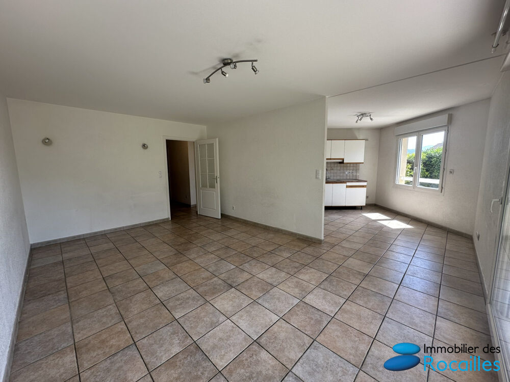 Location Appartement Appartement T4 Rez de Jardin Reignier-Ésery