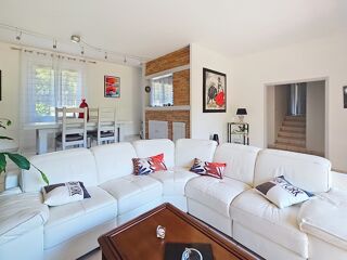  Maison à louer 4 pièces 170 m²