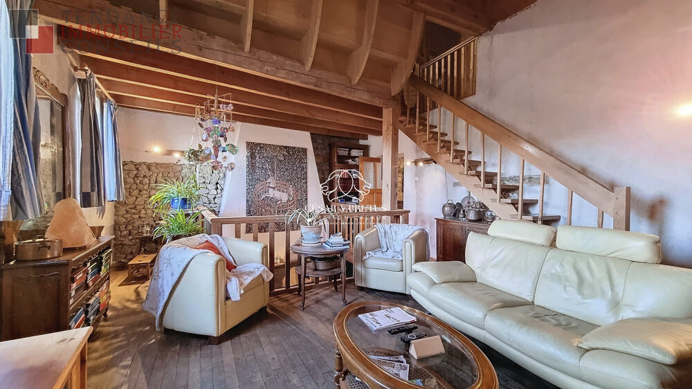 à vendre  Maison Vaux-en-Beaujolais (69460)