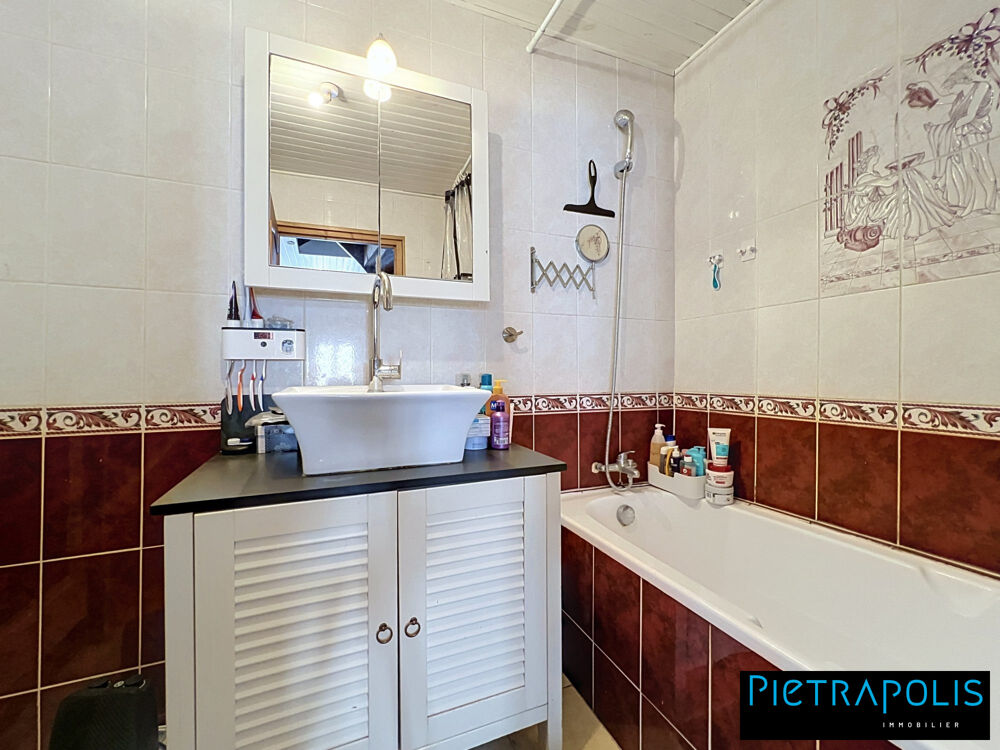 Vente Maison MAISON DE VILLAGE AVEC TERRAIN Neuville-sur-ain