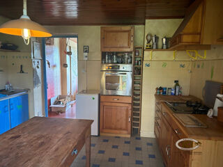  Maison à vendre 15 + pièces 219 m²