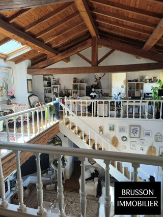  Maison � vendre 5 pi�ces 220 m�