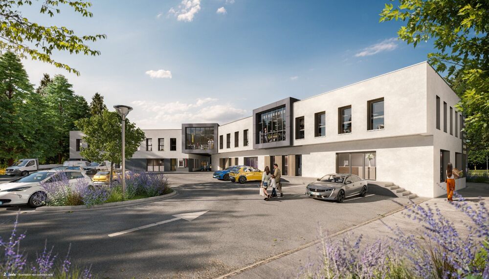   QUESTEMBERT - Plateaux de bureaux d'environ 830 m² sur plusieu 