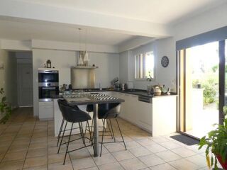  Maison � vendre 5 pi�ces 210 m�