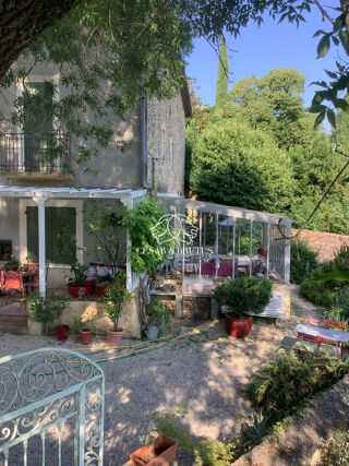  Maison  vendre 11 pices 360 m