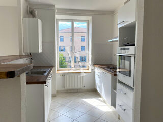  Appartement � louer 3 pi�ces 79 m�