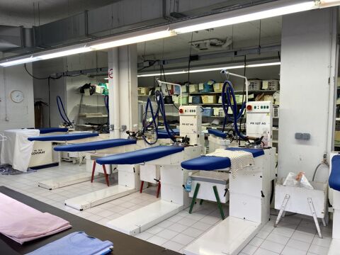 Beau et vaste local commercial sur axe circulant de LIMOGES &agrave; l 109600 87000 Limoges